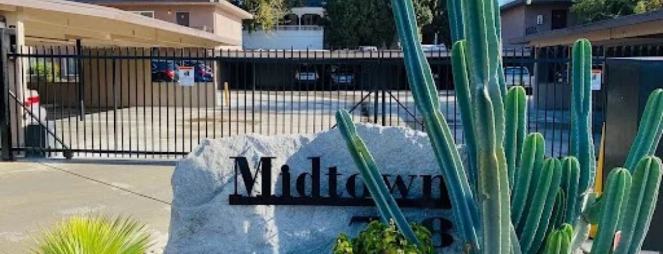 vacation rentals in Visalia